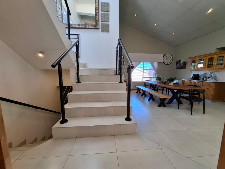 3 Bedroom Property for Sale in Pentagon Park Free State